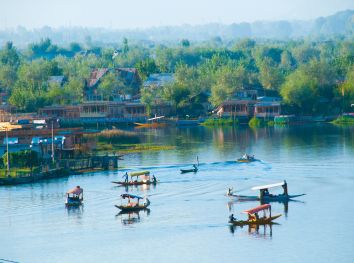 Kashmir 5 Nights 6 Days Tour